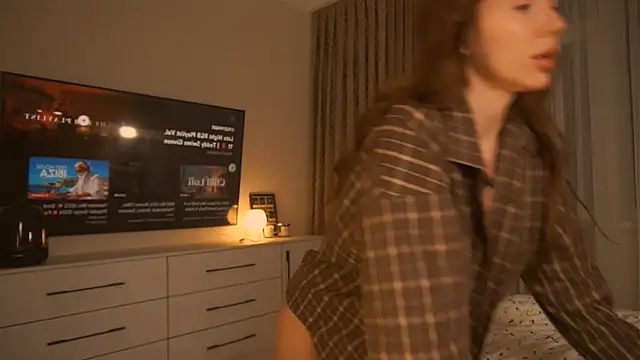  Miss Johansson  online show from February 11, 3:29 pm