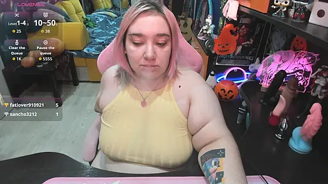 Softie Sofy online show from October 25, 2:52 am