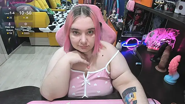 Softie Sofy online show from November 6, 3:29 am