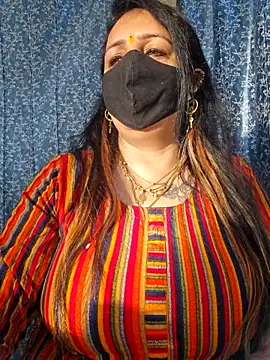 Snapshot of cute-tanvi chatting on February 12, 2:14 am cute-tanvi online show from February 12, 2:14 am