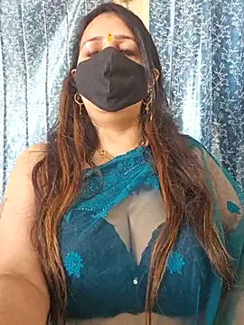 Snapshot of cute-tanvi chatting on February 13, 4:54 am cute-tanvi online show from February 13, 4:54 am