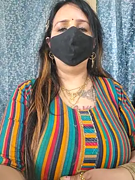 Snapshot of cute-tanvi chatting on February 17, 10:29 am cute-tanvi online show from February 17, 10:29 am