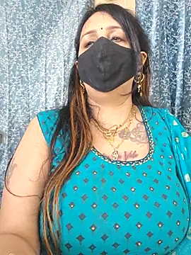 Snapshot of cute-tanvi chatting on February 18, 7:43 am cute-tanvi online show from February 18, 7:43 am