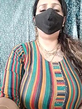 Snapshot of cute-tanvi chatting on March 10, 10:15 am cute-tanvi online show from March 10, 10:15 am