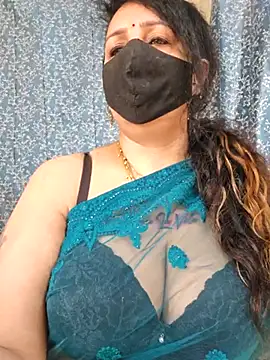 Snapshot of cute-tanvi chatting on March 17, 1:24 am cute-tanvi online show from March 17, 1:24 am