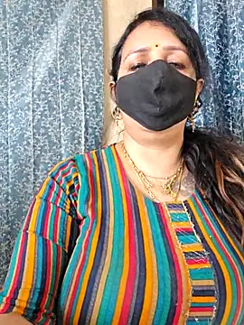 Snapshot of cute-tanvi chatting on March 21, 7:22 am cute-tanvi online show from March 21, 7:22 am