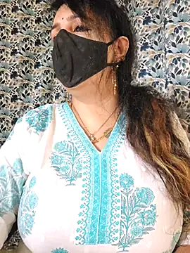 Snapshot of cute-tanvi chatting on September 16, 1:17 am cute-tanvi online show from September 16, 1:17 am