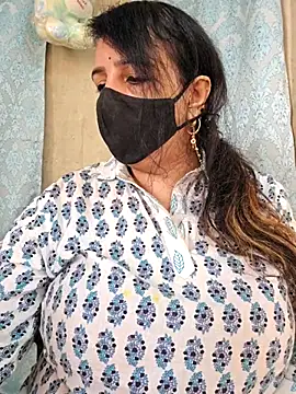 Snapshot of cute-tanvi chatting on October 17, 2:04 am cute-tanvi online show from October 17, 2:04 am