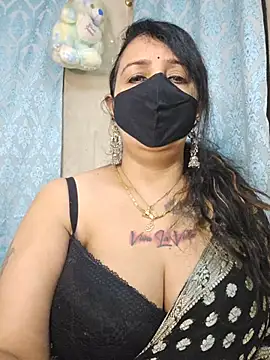 Snapshot of cute-tanvi chatting on November 8, 12:44 am cute-tanvi online show from November 8, 12:44 am