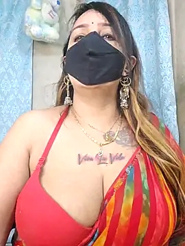 Snapshot of cute-tanvi chatting on November 12, 12:44 am cute-tanvi online show from November 12, 12:44 am