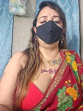 Snapshot of cute-tanvi chatting on November 18, 1:33 am cute-tanvi online show from November 18, 1:33 am