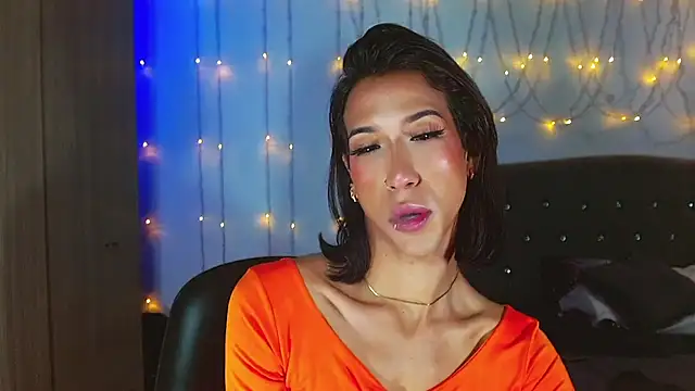 Kenisha Sweet online show from February 21, 5:46 am