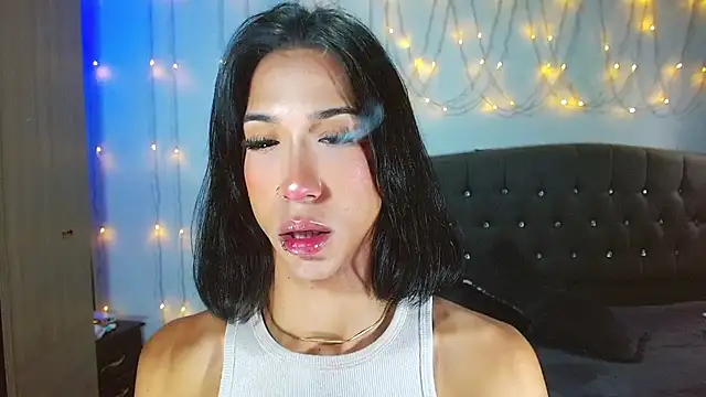 Kenisha Sweet online show from February 23, 9:26 pm