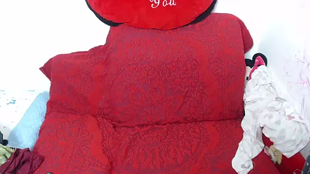 Snapshot of Naughtyredd chatting on October 11, 5:50 am Naughtyredd online show from October 11, 5:50 am