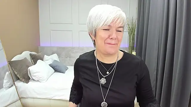 CarmenSoft online show from December 21, 11:45 pm