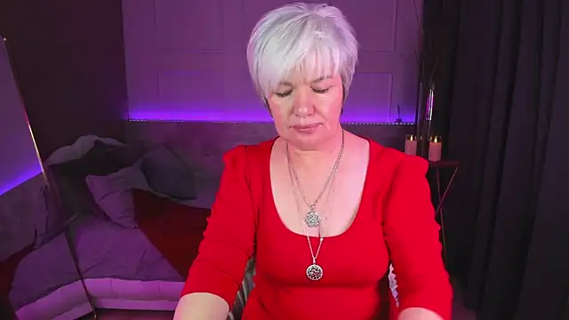 Snapshot of CarmenSoft chatting on December 25, 11:31 pm CarmenSoft online show from December 25, 11:31 pm