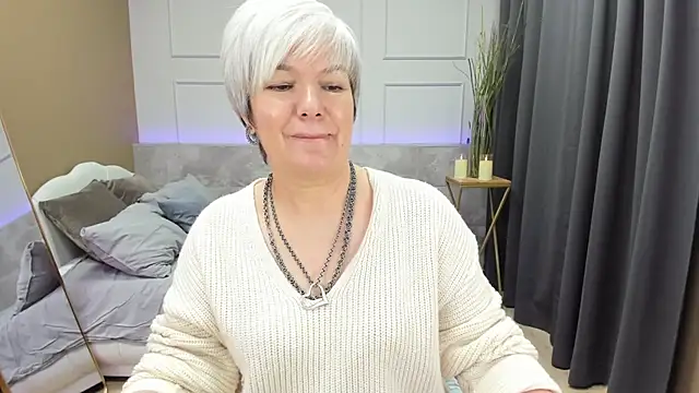 Snapshot of CarmenSoft chatting on December 28, 11:59 pm CarmenSoft online show from December 28, 11:59 pm