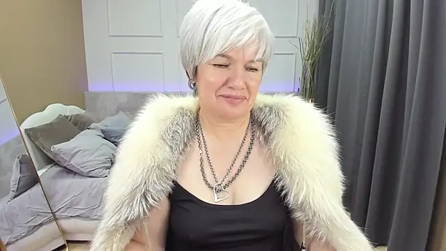 Snapshot of CarmenSoft chatting on December 29, 3:00 am CarmenSoft online show from December 29, 3:00 am