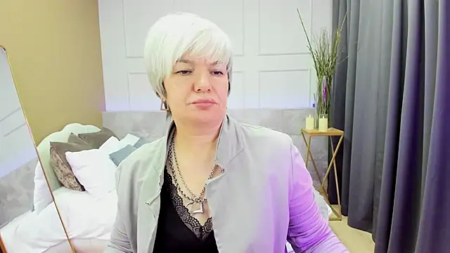 Snapshot of CarmenSoft chatting on January 21, 1:29 am CarmenSoft online show from January 21, 1:29 am