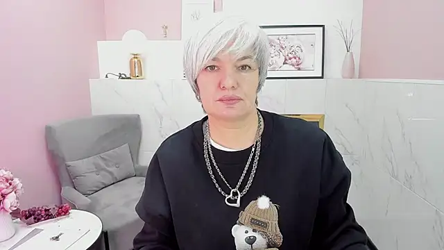 Snapshot of CarmenSoft chatting on January 29, 8:14 pm CarmenSoft online show from January 29, 8:14 pm