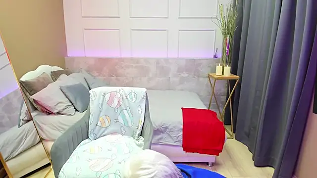 Snapshot of CarmenSoft chatting on March 9, 8:42 pm CarmenSoft online show from March 9, 8:42 pm