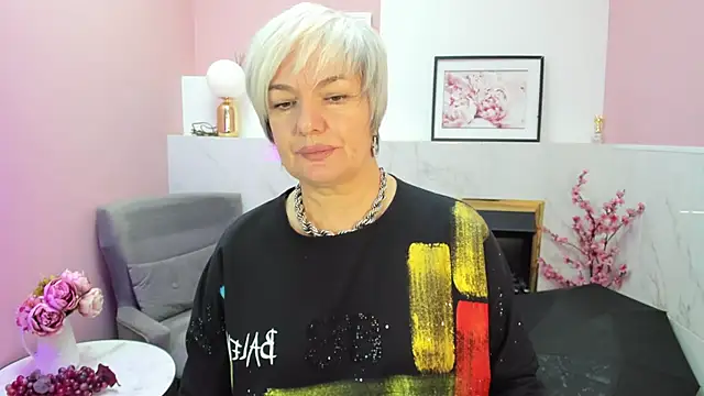 Snapshot of CarmenSoft chatting on October 26, 8:26 pm CarmenSoft online show from October 26, 8:26 pm