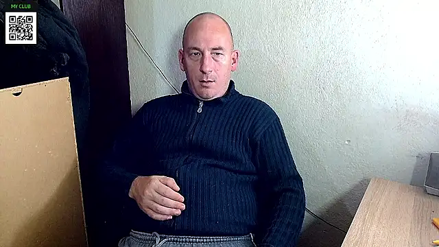 Snapshot of Johan___Barker chatting on December 3, 3:55 pm Johan Barker online show from December 3, 3:55 pm