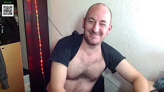 Snapshot of Johan___Barker chatting on December 23, 4:39 pm Johan Barker online show from December 23, 4:39 pm