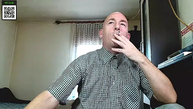 Snapshot of Johan___Barker chatting on December 28, 1:17 pm Johan Barker online show from December 28, 1:17 pm