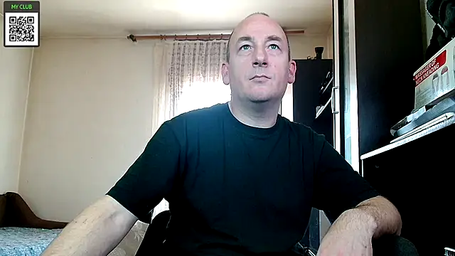 Snapshot of Johan___Barker chatting on January 23, 10:43 am Johan Barker online show from January 23, 10:43 am