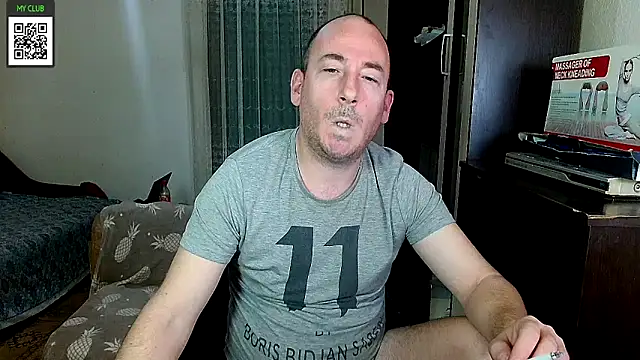 Snapshot of Johan___Barker chatting on January 30, 4:48 am Johan Barker online show from January 30, 4:48 am