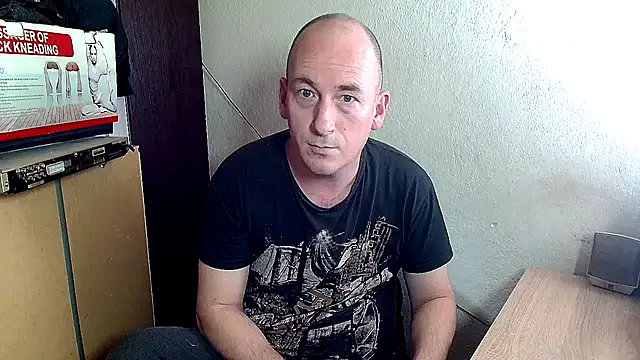 Snapshot of Johan___Barker chatting on February 5, 2:26 pm Johan Barker online show from February 5, 2:26 pm