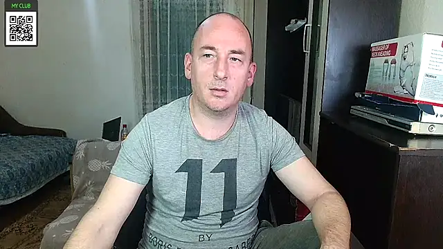 Snapshot of Johan___Barker chatting on February 7, 12:50 pm Johan Barker online show from February 7, 12:50 pm