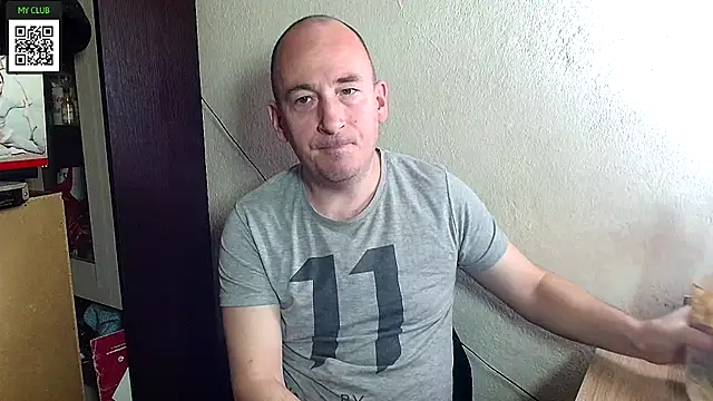 Snapshot of Johan___Barker chatting on February 7, 4:24 pm Johan Barker online show from February 7, 4:24 pm