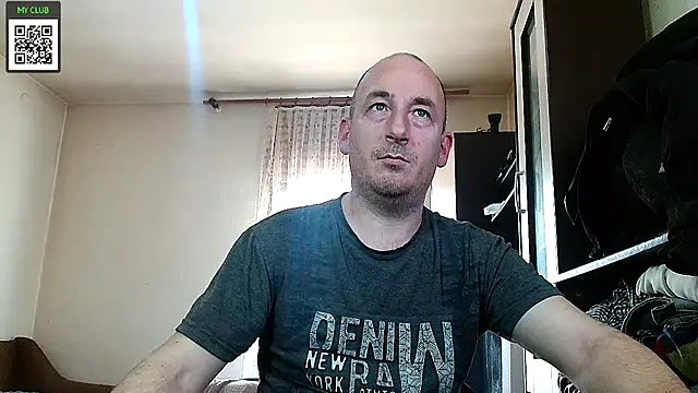 Snapshot of Johan___Barker chatting on February 10, 11:15 am Johan Barker online show from February 10, 11:15 am