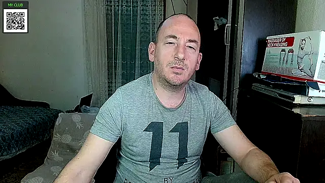 Snapshot of Johan___Barker chatting on February 28, 7:58 am Johan Barker online show from February 28, 7:58 am