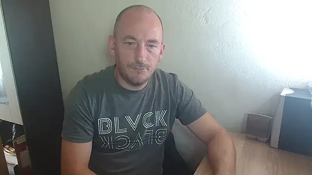 Snapshot of Johan___Barker chatting on September 30, 10:42 am Johan Barker online show from September 30, 10:42 am