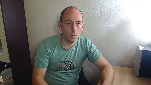 Snapshot of Johan___Barker chatting on October 7, 10:45 am Johan Barker online show from October 7, 10:45 am