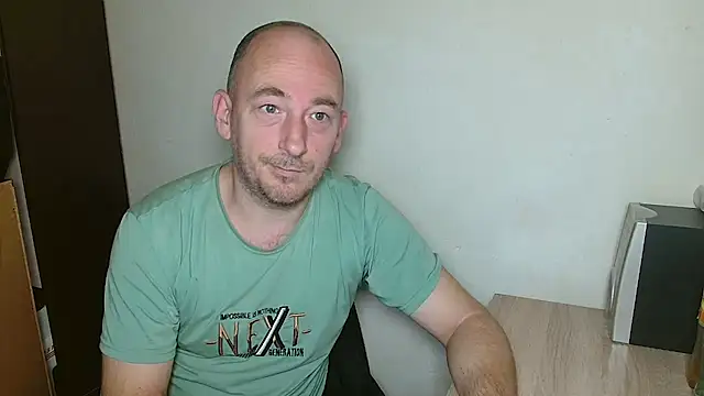 Snapshot of Johan___Barker chatting on November 28, 10:51 am Johan Barker online show from November 28, 10:51 am