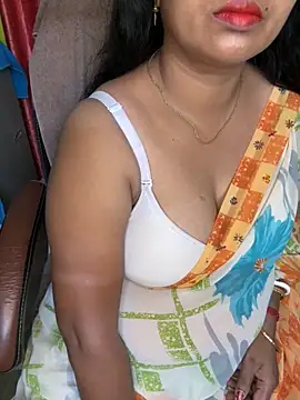 Snapshot of Anushka_21 chatting on May 19, 5:25 am Anushka 21 online show from May 19, 5:25 am