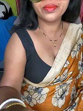 Snapshot of Anushka_21 chatting on May 21, 3:13 am Anushka 21 online show from May 21, 3:13 am