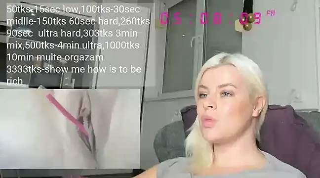 queenofthenighttt online show from December 29, 4:08 pm