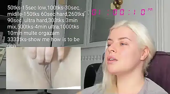 queenofthenighttt online show from March 4, 12:01 pm