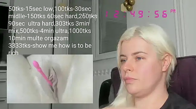 queenofthenighttt online show from March 7, 11:51 am