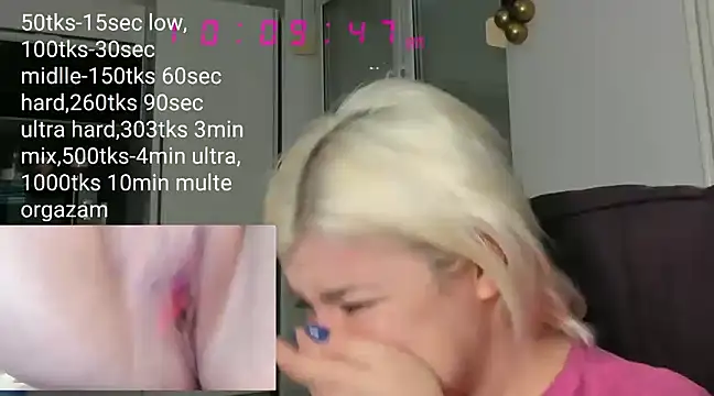 queenofthenighttt online show from March 23, 9:10 am