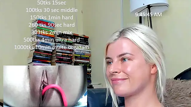 Snapshot of queenofthenighttt chatting on June 25, 7:46 am queenofthenighttt online show from June 25, 7:46 am