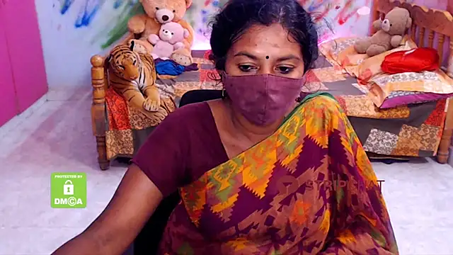 Snapshot of Novapol chatting on March 4, 5:45 pm Novapol online show from March 4, 5:45 pm