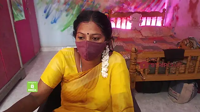 Snapshot of Novapol chatting on September 28, 11:15 am Novapol online show from September 28, 11:15 am