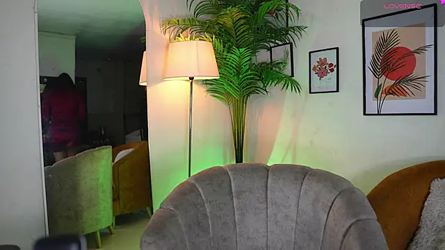 artechloe online show from February 27, 5:47 pm