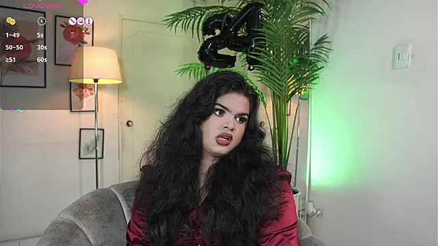 artechloe online show from November 5, 8:53 pm